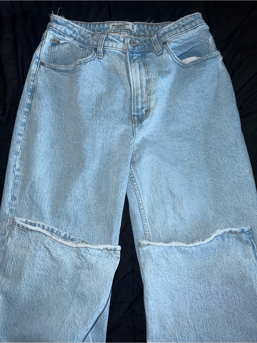 Abercrombie High Rise 90s Relaxed Jeans. Size 10/30R
